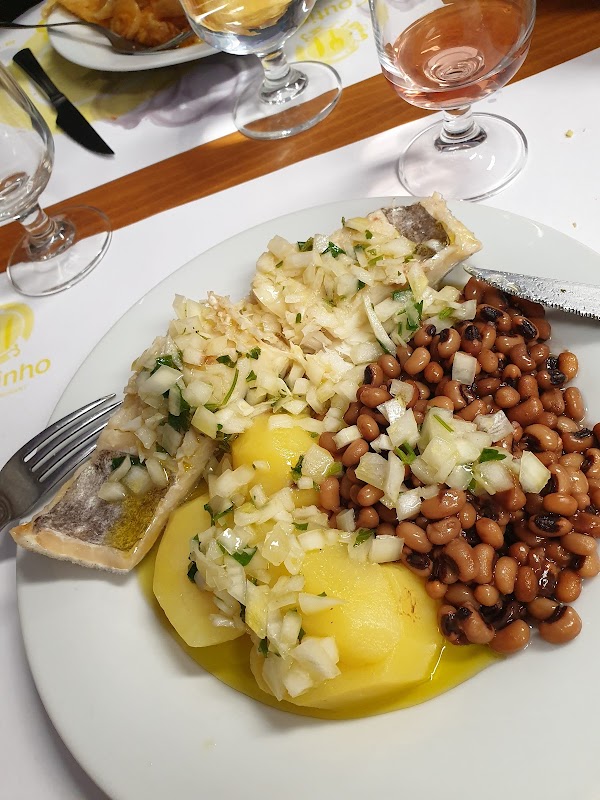 BAR RESTAURANT COUTINHO — plat