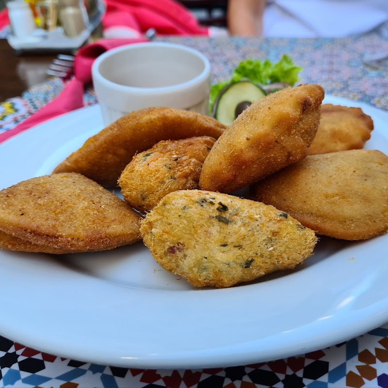 La Belote — plat