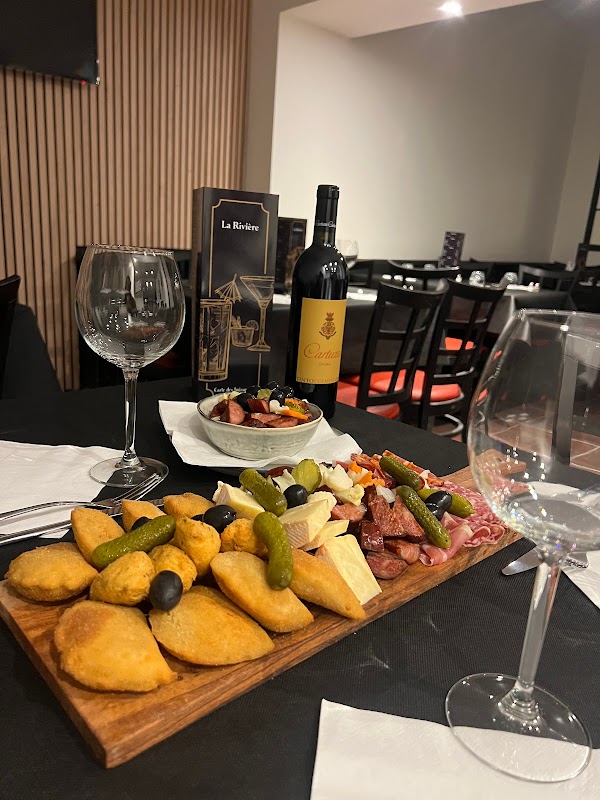 La Rivière — plat