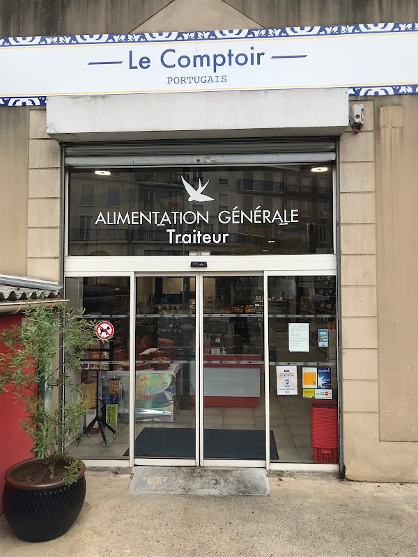 Le Comptoir Portugais (Épicerie et Spécialités Portugaises Versailles) — plat