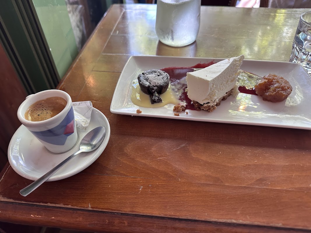 Les comptoirs de Lisbonne — plat