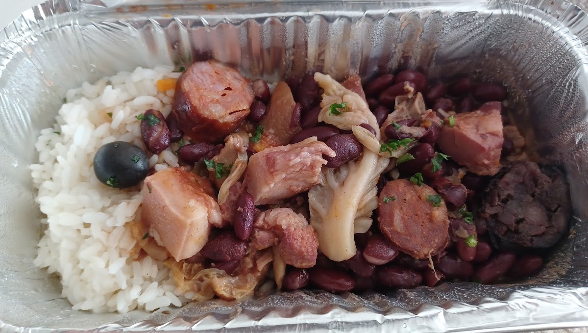 Restaurant-épicerie Brasa St Antonio — plat