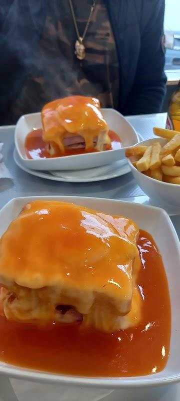 A Portuguesa. — plat