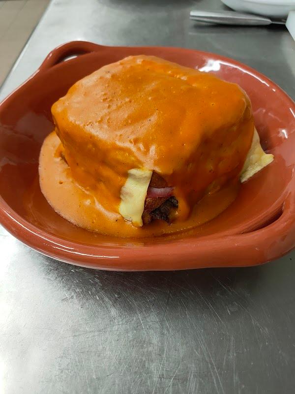 Alfama Alegre — plat