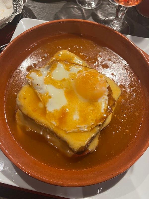 Caravela o rulês — plat