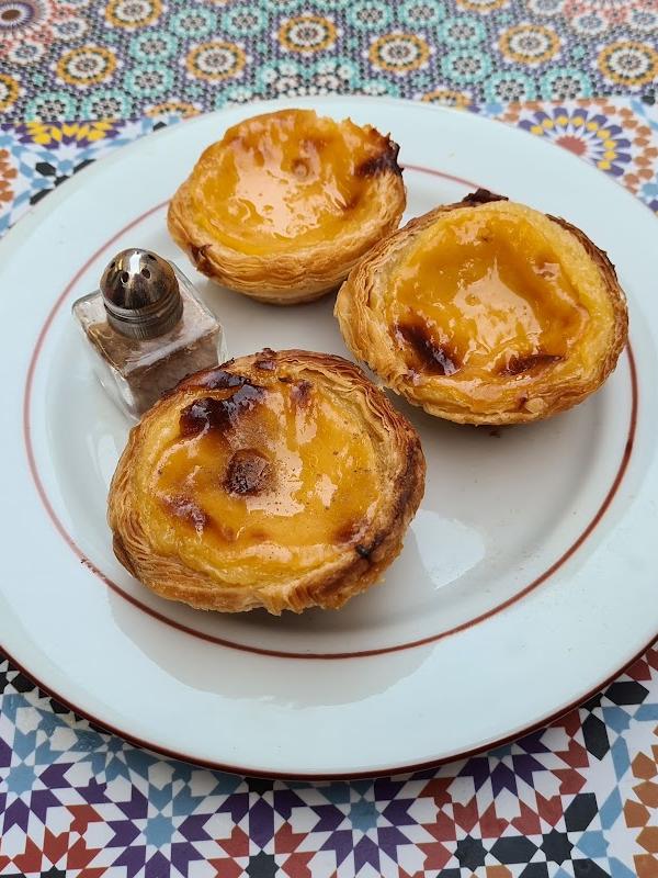 La Belote — plat